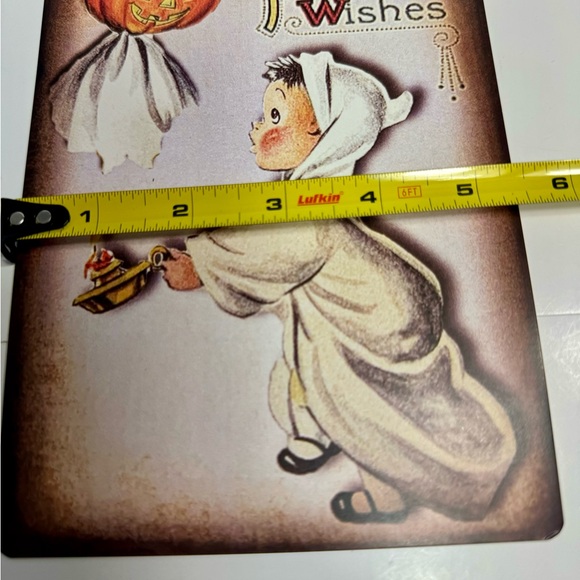 Six paper cardboard Halloween signs featuring vintage style retro sartwork. - Picture 8 of 11